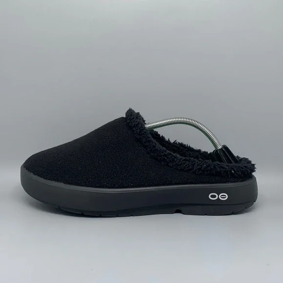 OOFOS OOmg Low Black Fleece Lined Recovery Shoes Men’s Sz 12 EU 45 - Picture 7 of 10